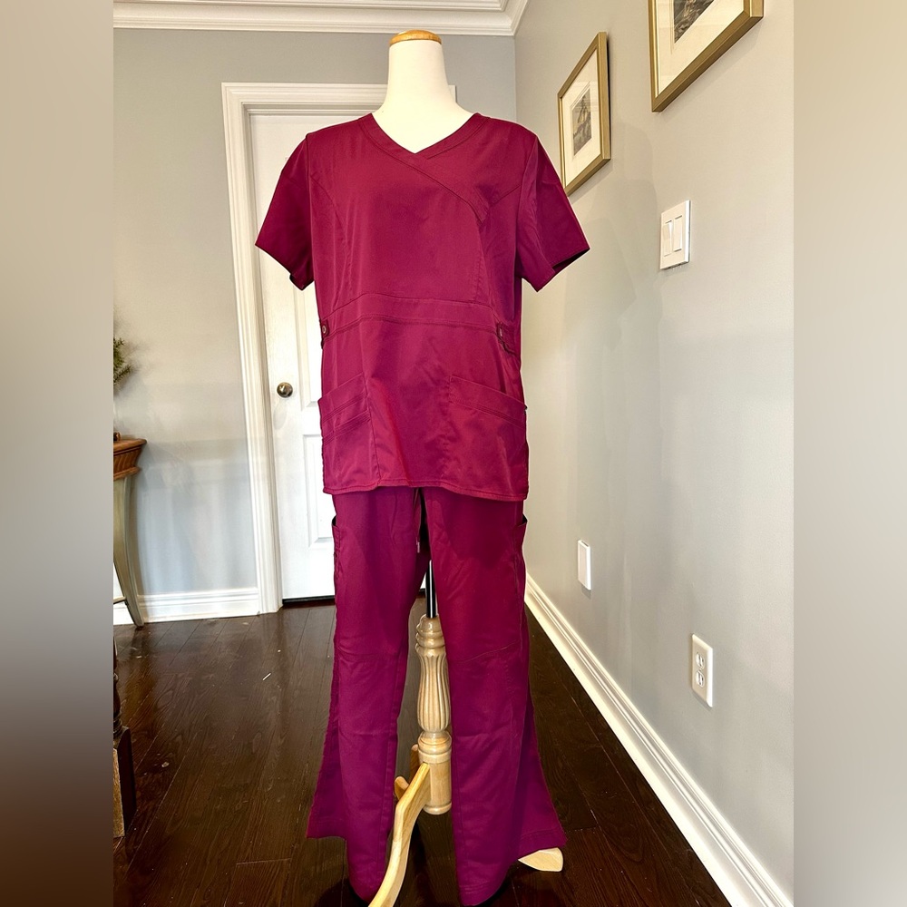 ADAR Burgundy V Neck Top and Drawstring Pants Scrub Set - Size L